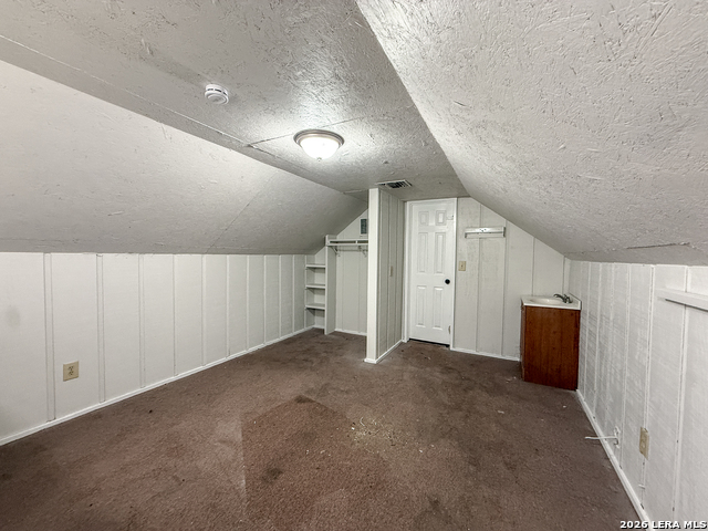 300 Schmucks Rd Property Photo 9