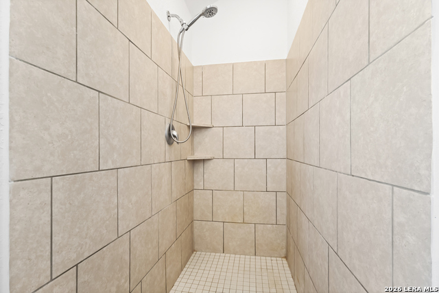 2460 Vesper Bnd Property Photo 15
