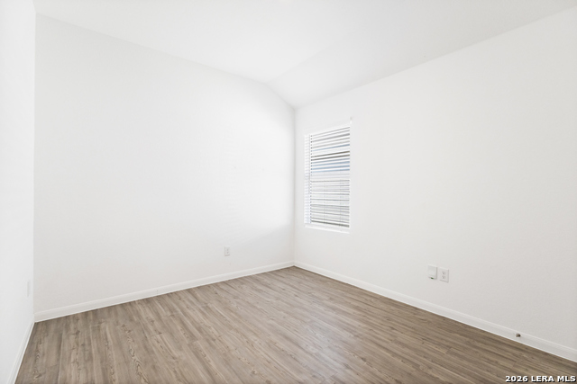 2460 Vesper Bnd Property Photo 18