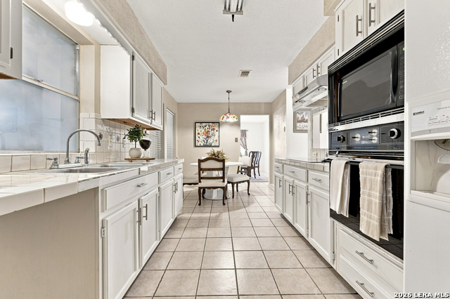 341 Oriente Dr Property Photo 21