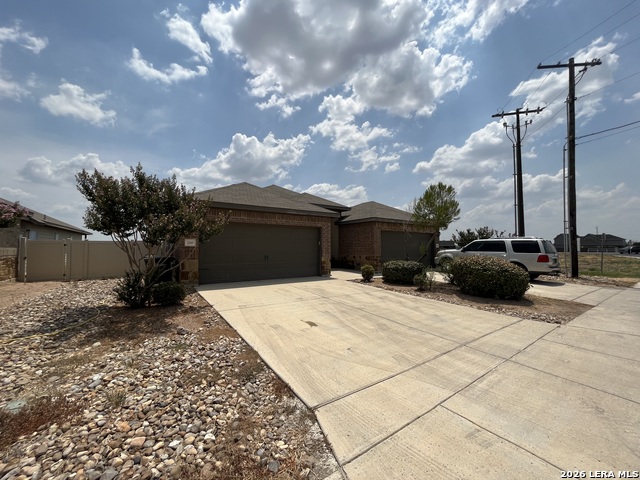 698 Saengerhalle Rd Property Photo 1