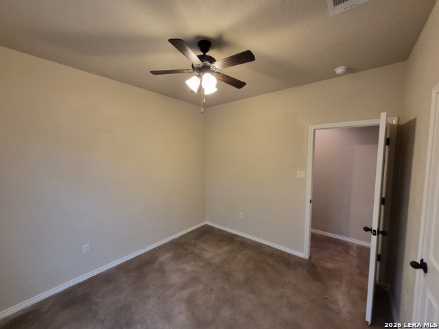 698 Saengerhalle Rd Property Photo 17