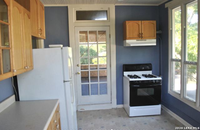1030 W Huisache Ave Property Photo 10