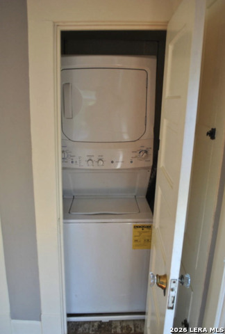1030 W Huisache Ave Property Photo 18