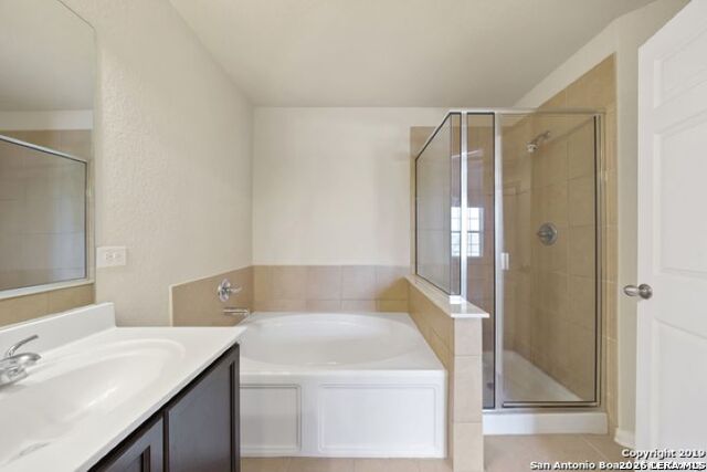 3307 Barrel Pass Property Photo 10