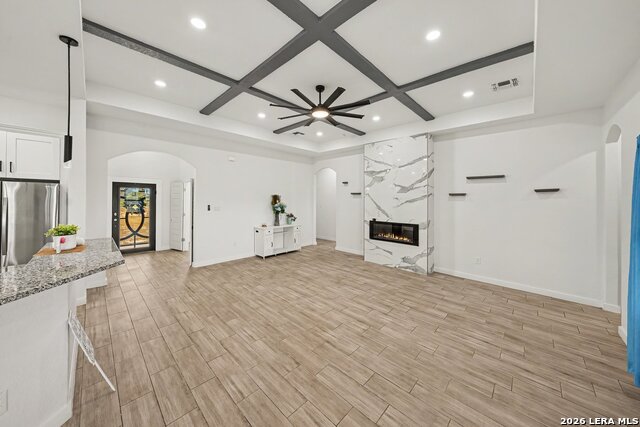 136 Summer Meadow Dr Property Photo 6