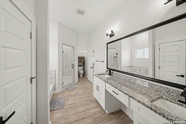 136 Summer Meadow Dr Property Photo 22