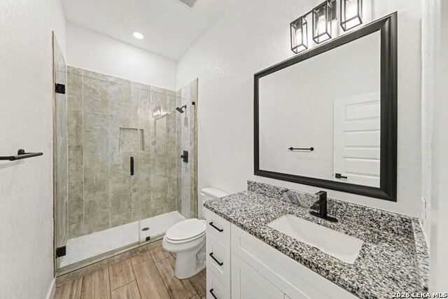 136 Summer Meadow Dr Property Photo 25