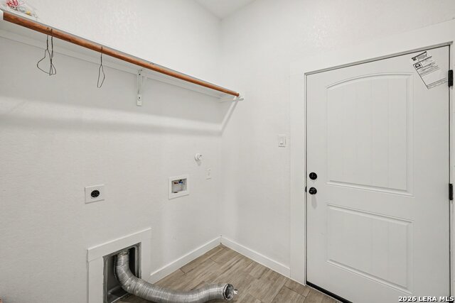 136 Summer Meadow Dr Property Photo 34