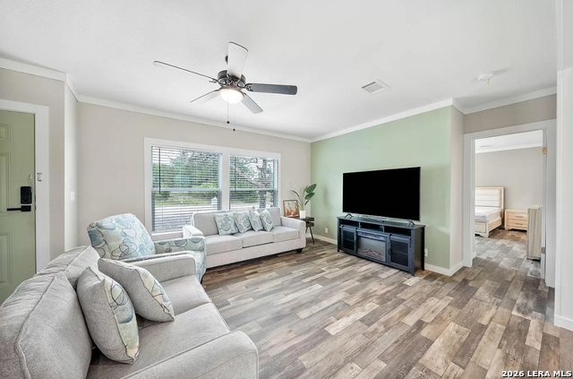 6739 Whartons Dock Rd Property Photo 3