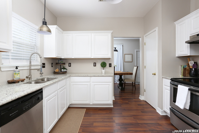 5854 Larkmeadow Property Photo 7