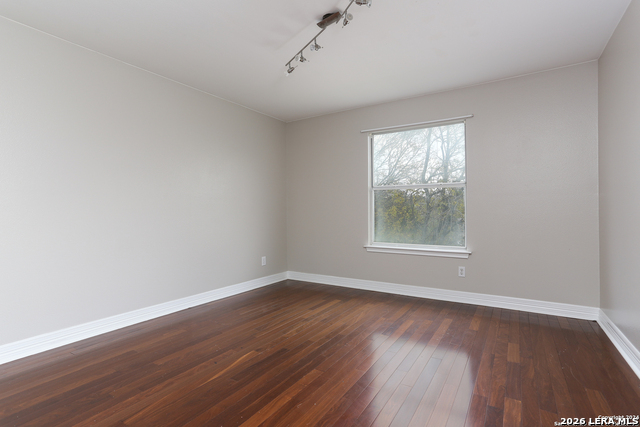 5854 Larkmeadow Property Photo 11