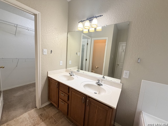 3409 Whisper Mnr Property Photo 12