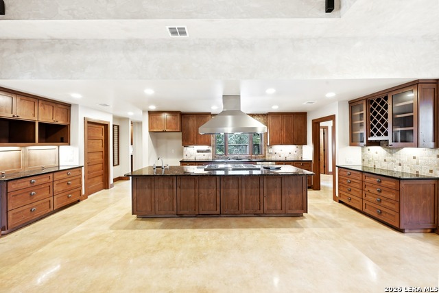 158 Condor Property Photo 11