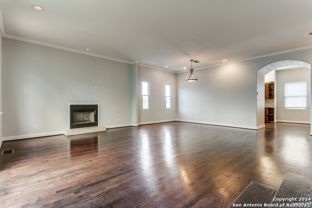 231 E Mulberry Ave Property Photo 5