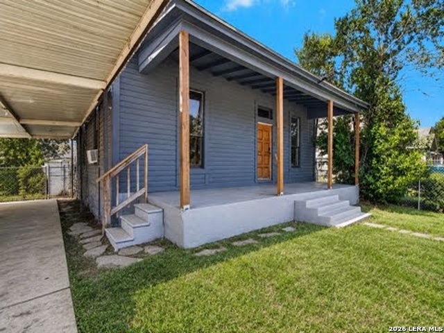 2106 Saunders Property Photo 1