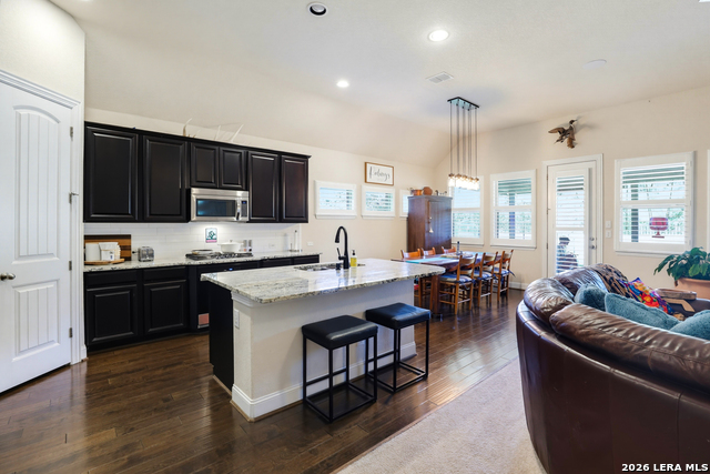 227 Parkview Ter Property Photo 5