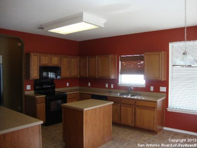 13726 Riverbank Property Photo 7