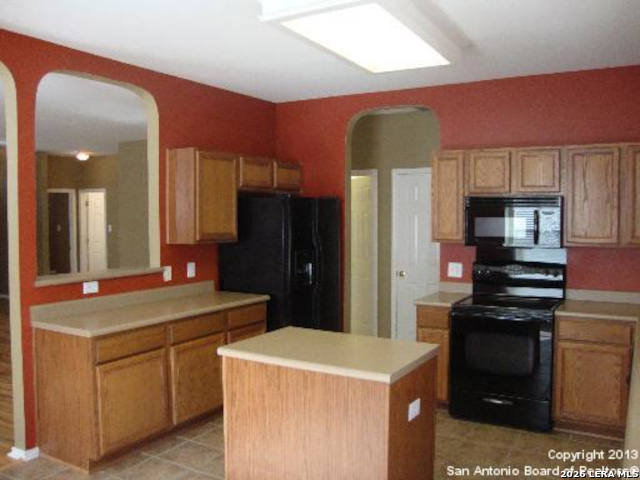 13726 Riverbank Property Photo 8