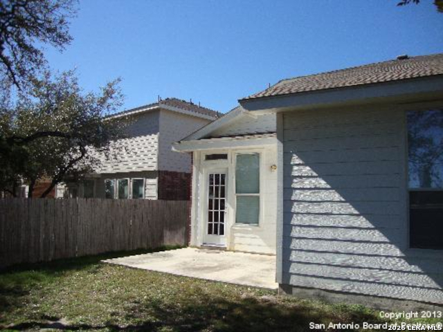 13726 Riverbank Property Photo 11