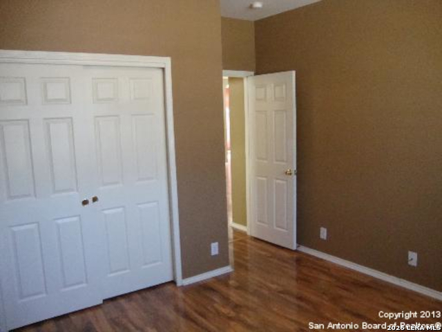 13726 Riverbank Property Photo 17