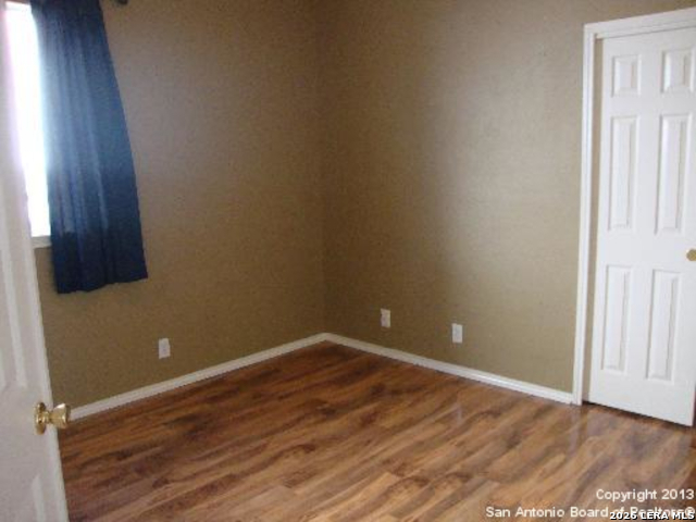13726 Riverbank Property Photo 18