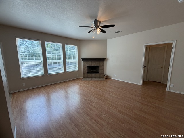 221 Turnberry Dr Property Photo 4