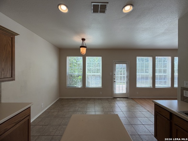 221 Turnberry Dr Property Photo 6