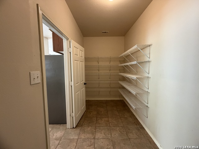 221 Turnberry Dr Property Photo 7