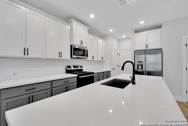 13604 Giovannis Gdn Property Photo 9
