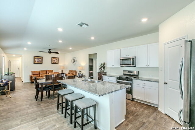 237 Middle Green Loop Property Photo 6