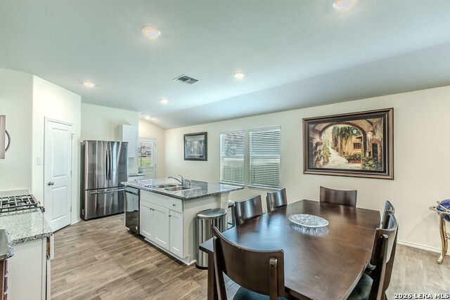 237 Middle Green Loop Property Photo 8