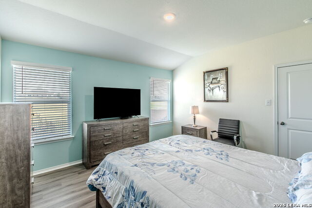237 Middle Green Loop Property Photo 10
