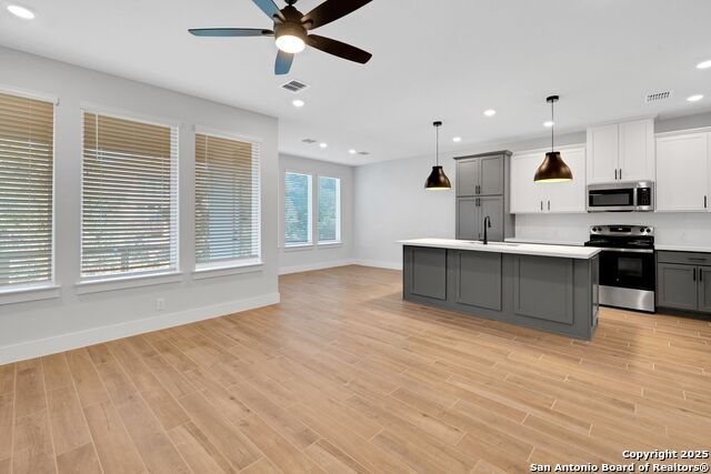 13651 Giovannis Gdn Property Photo 6
