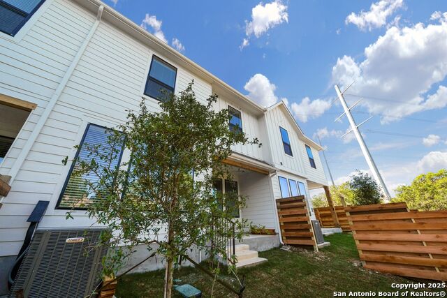 13651 Giovannis Gdn Property Photo 33