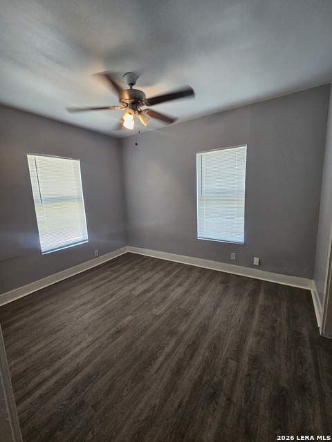 950 Bailey Ave Property Photo 1