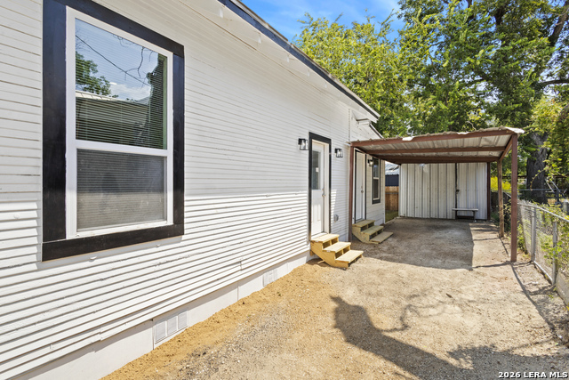 306 W Baylor Property Photo 18