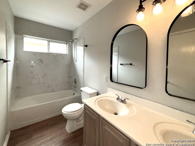 10 Bedford Bay Property Photo 11