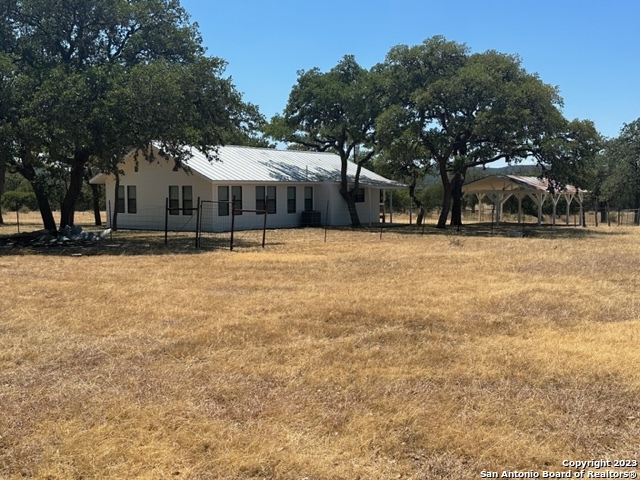 373 Pine Tree Property Photo 6