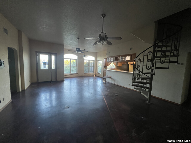 203 Winchester Dr Property Photo 2