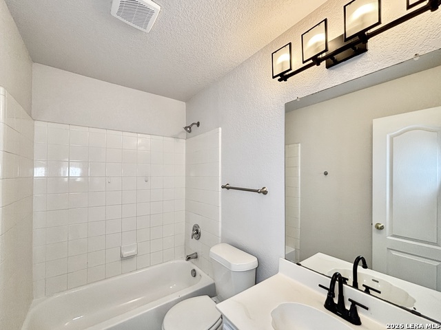 5559 Spring Walk Property Photo 13