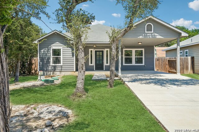 1035 Cedar Grove Trail Property Photo 1