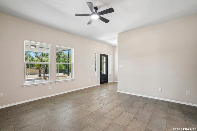 1035 Cedar Grove Trail Property Photo 5