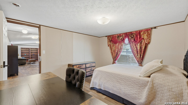 453 E Zipp Rd Property Photo 19