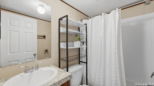 453 E Zipp Rd Property Photo 24