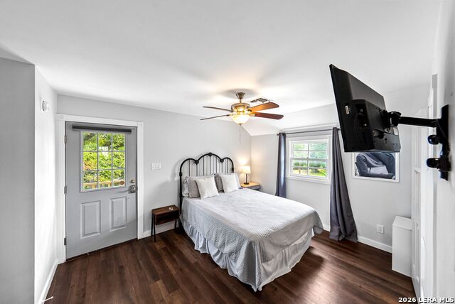 204 N Acorn St Property Photo 22