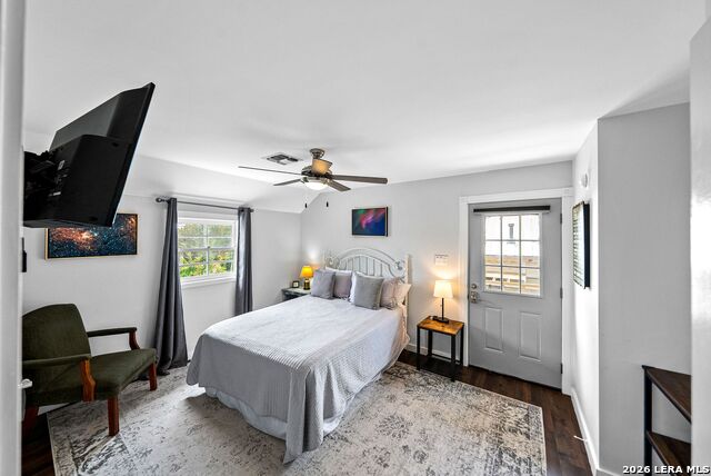 204 N Acorn St Property Photo 31