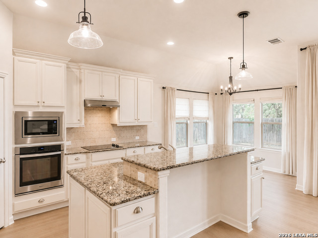 164 Autumn Rdg Property Photo 13
