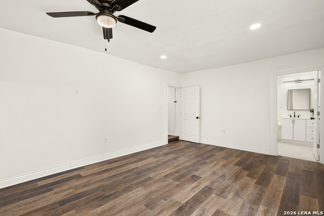 223 Porter St Property Photo 9