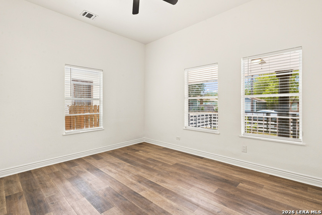 223 Porter St Property Photo 12